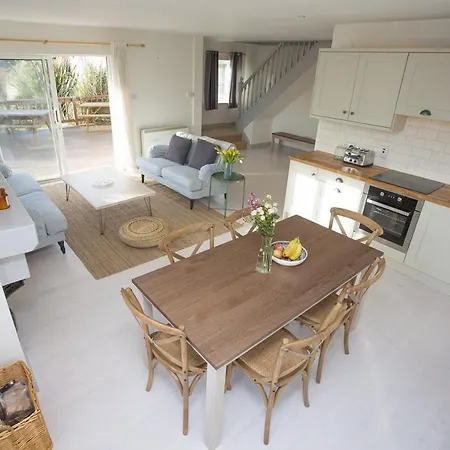 Park No 44 By Trident Homes Hébergement de vacances *